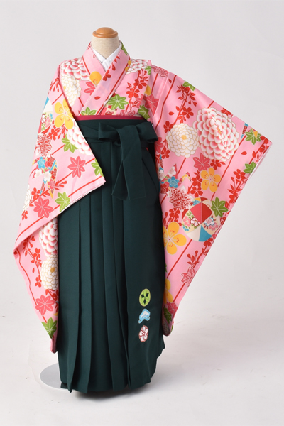 ジュニア袴【卒園式・女児／ピンク・大輪菊に折り鶴】