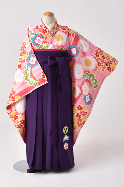 ジュニア袴【卒園式・女児／ピンク・レトロなデザイン花】