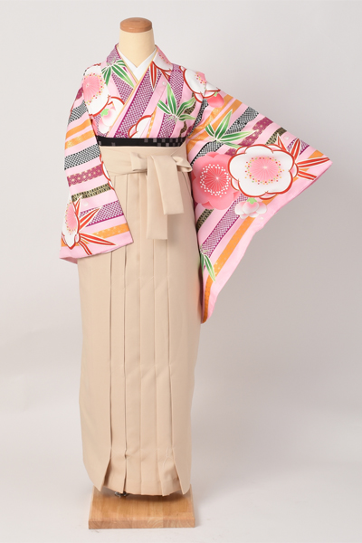 卒業袴[桃色地に松竹梅]