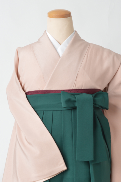 卒業袴【ピンクベージュ桜/緑刺繍袴】