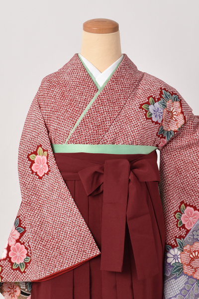 卒業袴[紅色地に総絞り染め]
