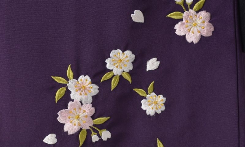 卒業袴［白地に袖黒ばかし］