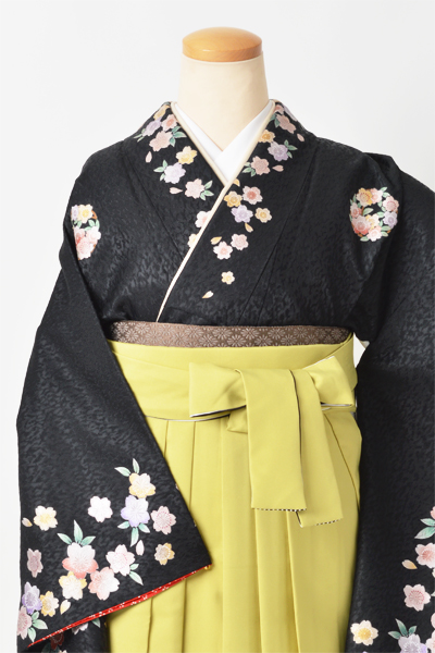 卒業袴｛黒地/加賀紋］