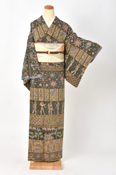 訪問着[総スワトウ刺繍]