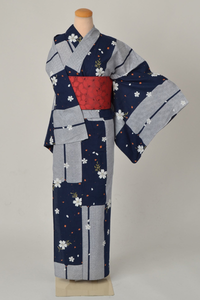 浴衣［藍地の絞り模様］