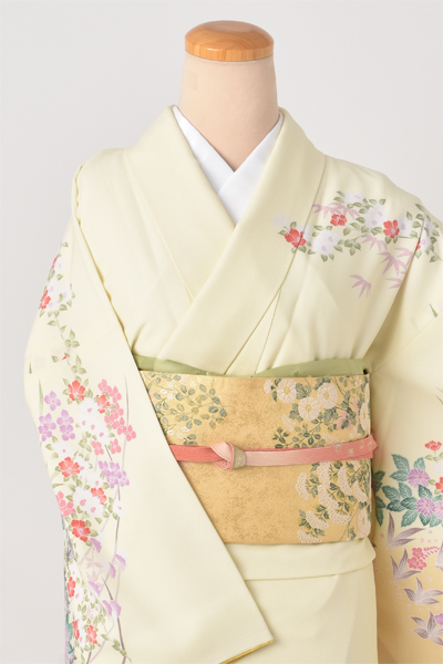 訪問着【クリーム地色に鮮やかな花々】
