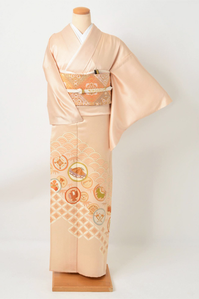 色留袖〔単衣・淡いオレンジ〕