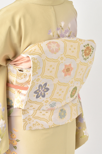 訪問着(ベージュ地・花々)