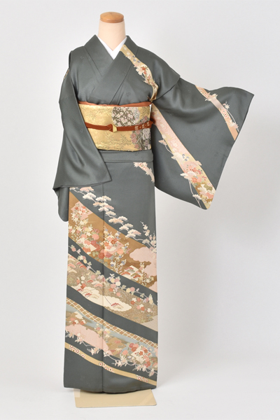 訪問着(渋いモスグリーン地・花々)