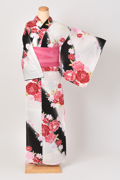 浴衣[白に黒ボカシ地・赤い大小のバラ]