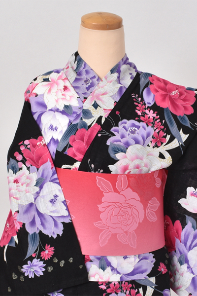 浴衣[黒・大胆な花柄・トールサイズ]
