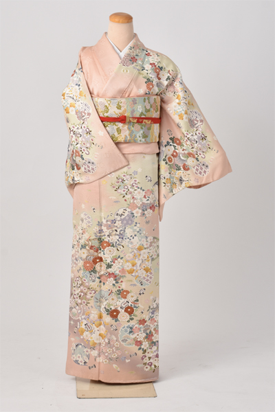 高級感ただようコーナー　訪問着[ 絢爛 ]