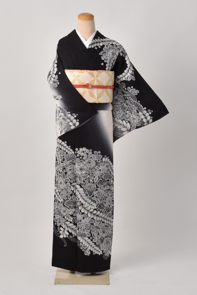 訪問着[ 単彩ゆえの美しさ ]