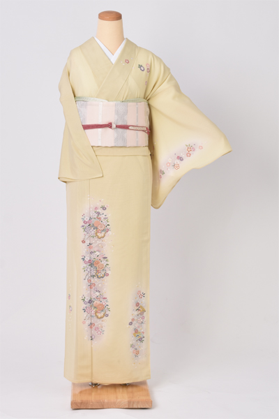 夏物〔やさしいクリーム色地に花車〕