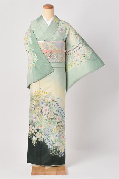 訪問着【華やかな辻が花模様】