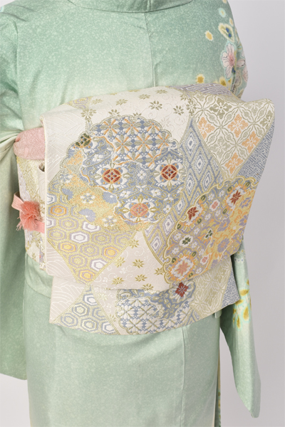 訪問着【華やかな辻が花模様】