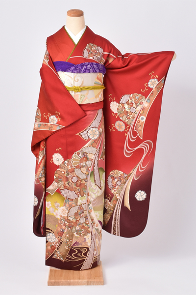 振袖[赤の地に熨斗目]