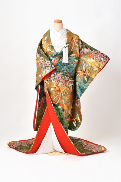 打掛(金と青、緑地・鳳凰と桜)