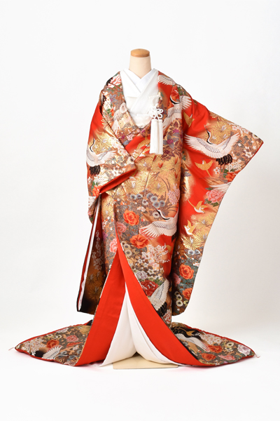 打掛(赤と黒地・鶴)