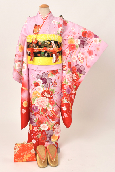 七歳祝着(藤色に赤のボカシ地・くす玉と花)