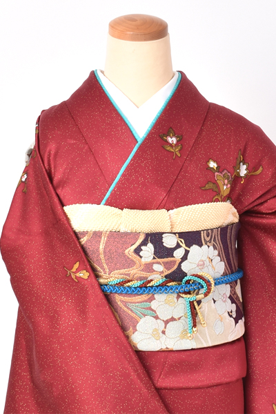 振袖(えんじ×黒の躍動的な振袖)