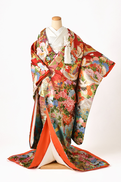 打掛(赤、青、金地・鶴と花々)