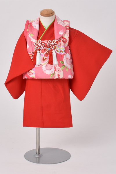 一歳女児被布【赤い着物に桃色の被布】