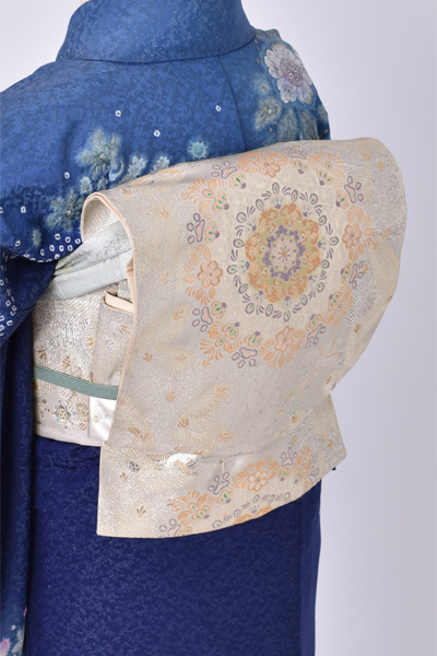 訪問着[ 幻想的な雰囲気 ]