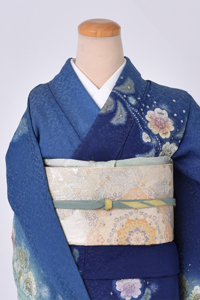 訪問着[ 幻想的な雰囲気 ]