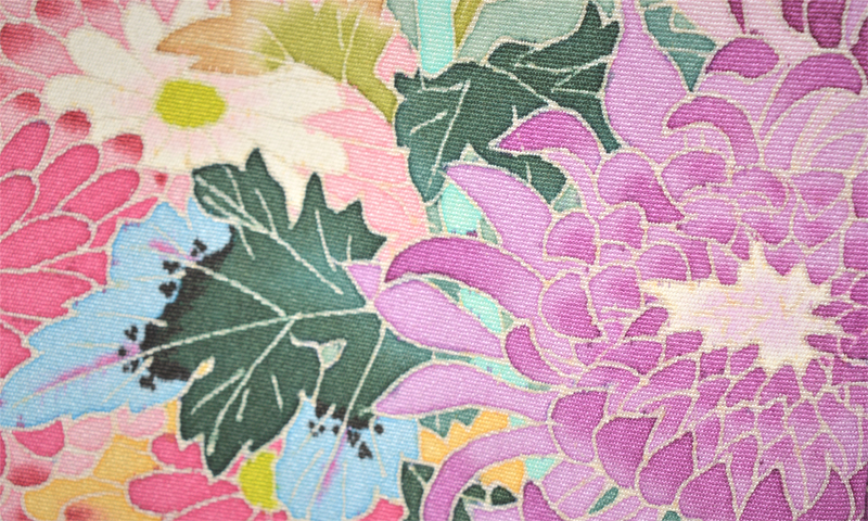 黒留袖［加賀友禅］