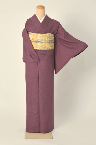 色無地（質感の上質な古代紫地）[一つ紋]