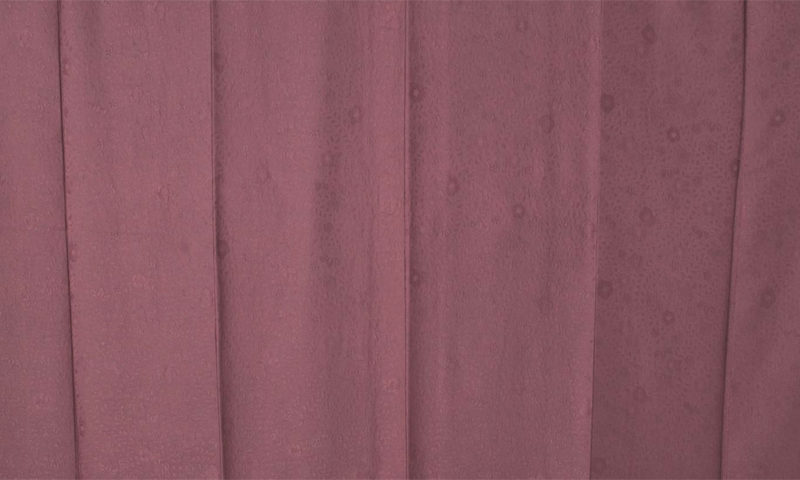 色無地（質感の上質な古代紫地）[一つ紋]