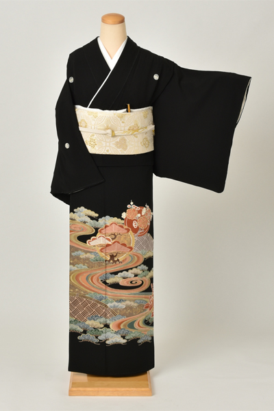 黒留袖(流水の松)