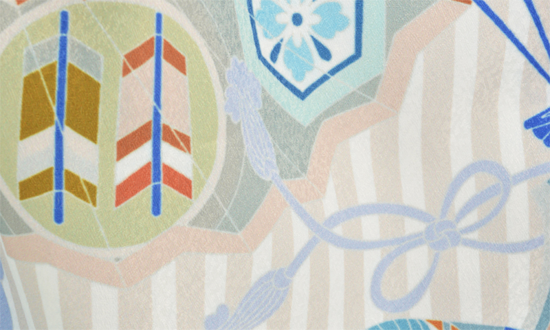 三歳男児被布【打ち出の小槌・檜扇の着物に浅緑の被布】