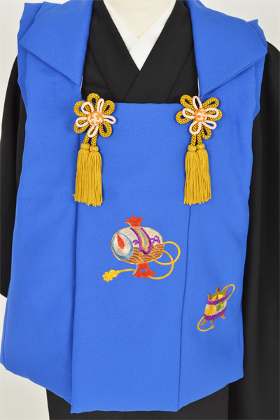 三歳男児被布【黒地紋付着物に青地に打ち出の小槌】