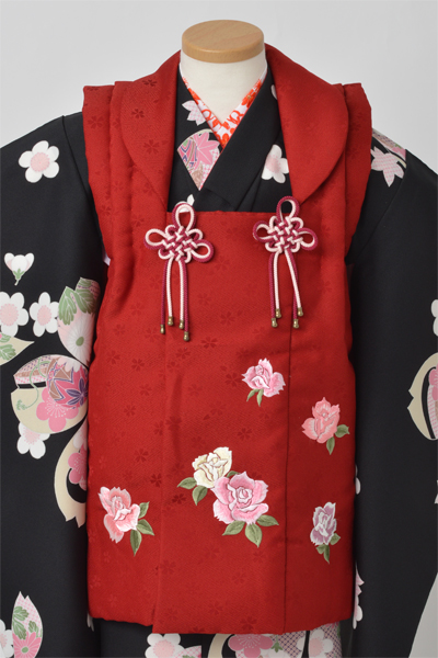 三歳女児祝着［黒着物×ボルドー被布］