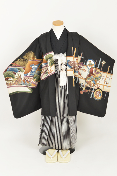 五歳祝着【黒地に兜】