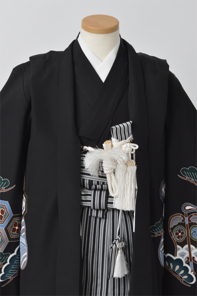 五歳祝着[正絹・黒・兜]