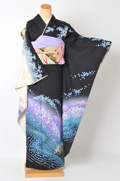 振袖（黒地・花びら）