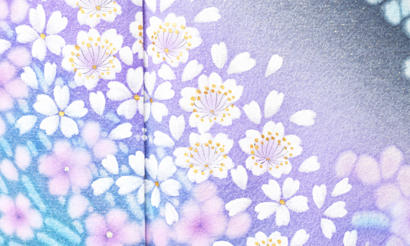 振袖（黒地・花びら）