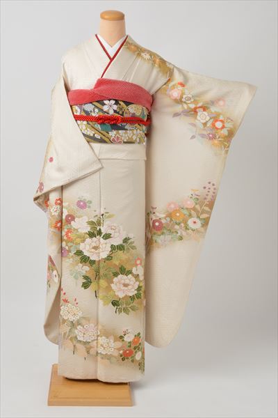 振袖（オフホワイト・芍薬）