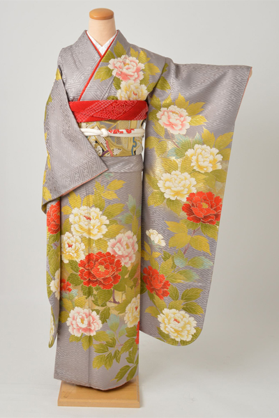 振袖(グレー地・大輪の牡丹）