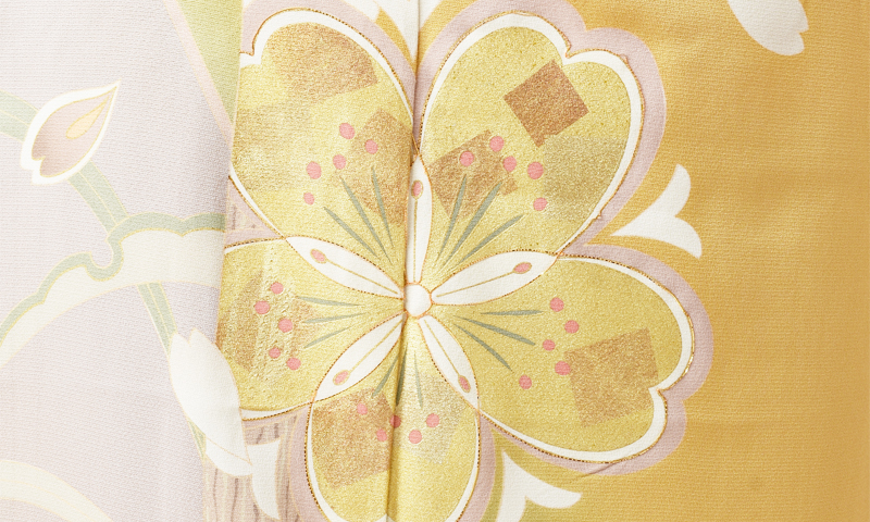 振袖[くちなし色/桜]