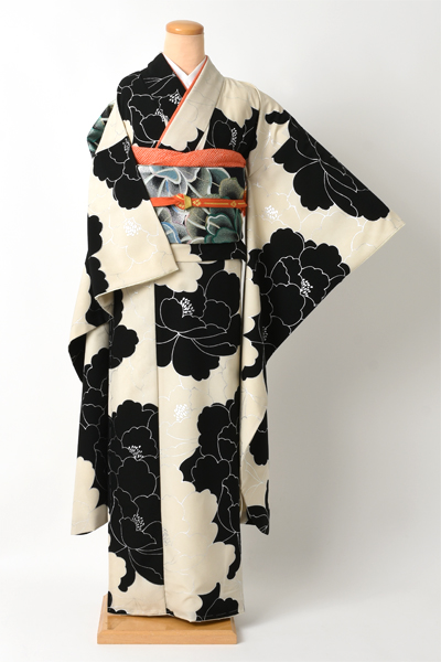 振袖[モノトーン/牡丹]