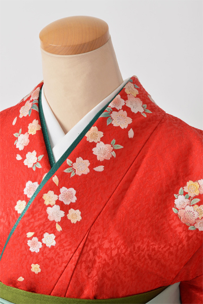 卒業袴｛赤/加賀紋］