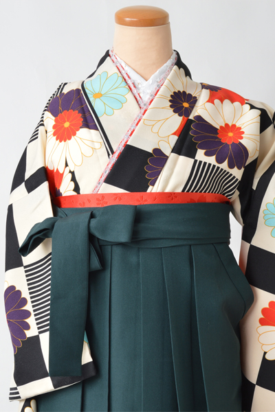 卒業袴［変わり市松模様に菊］