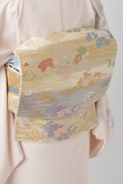 訪問着(桜色・銀糸の小菊)