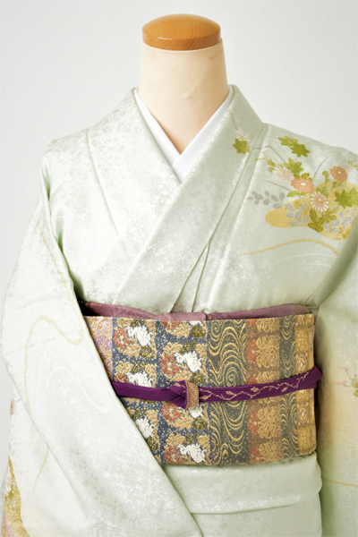 訪問着［淡緑色に木と花］