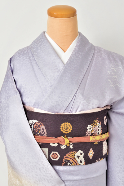 訪問着［藤鼠色に細かい柄の織込み］