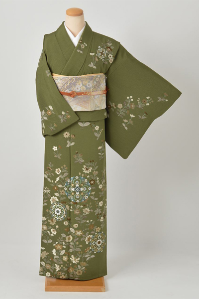 訪問着〔深緑に小花の刺繍〕
